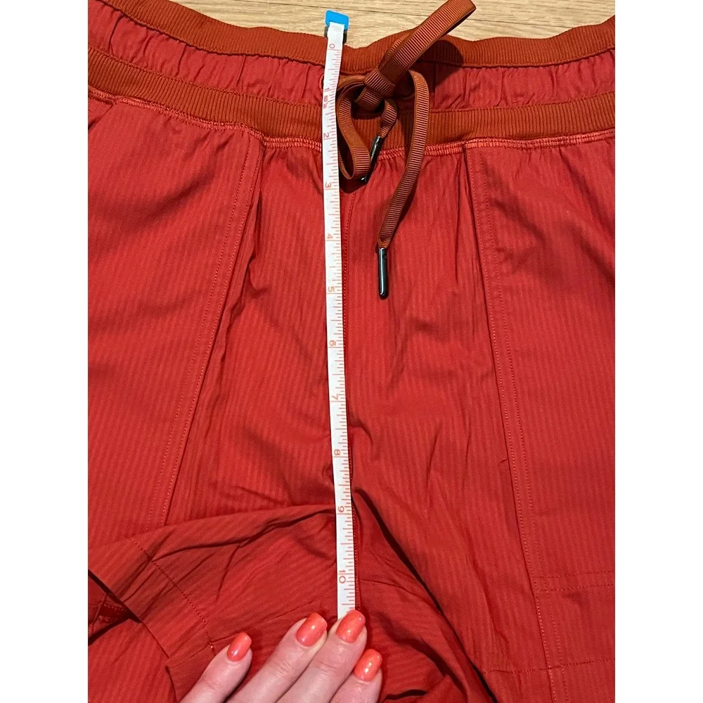 Lululemon Dance Studio‎ High Rise Short 3.5 Autumn Red Size 0 NWT LW7CCGS